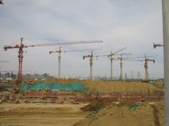 揚塵在線(xiàn)自動(dòng)監控系統，可用于施工區域的空氣質(zhì)量監測